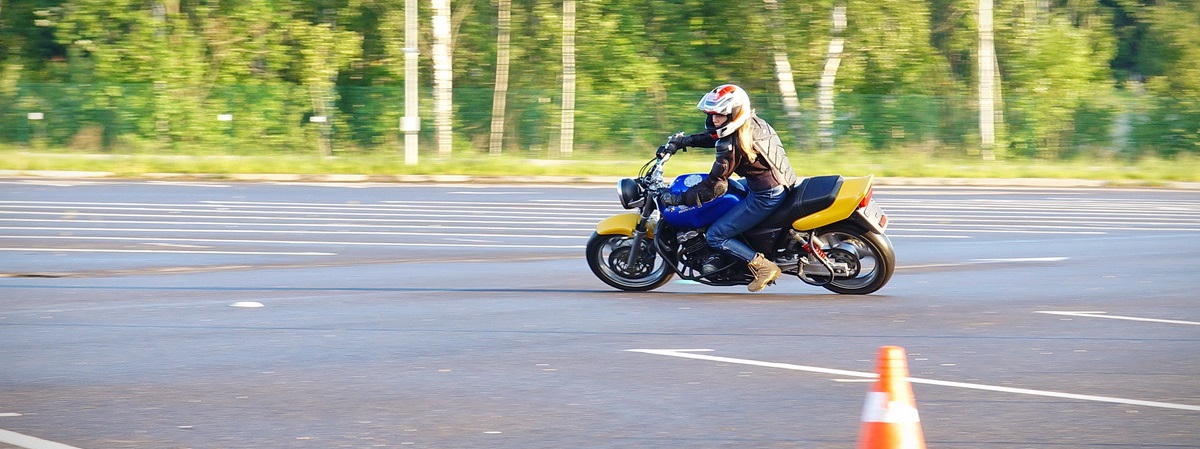 Получить право на управление мотоциклом