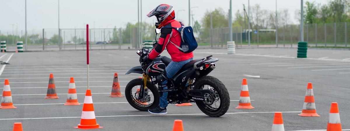 Получить права на мотоцикл в Москве