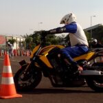 Уроки вождения мотоцикла с нуля